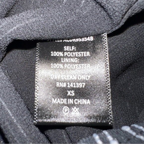 ASTR The Label Jolene Dress Black Striped Faux-Wrap Mini Shift Size XS - Picture 9 of 9